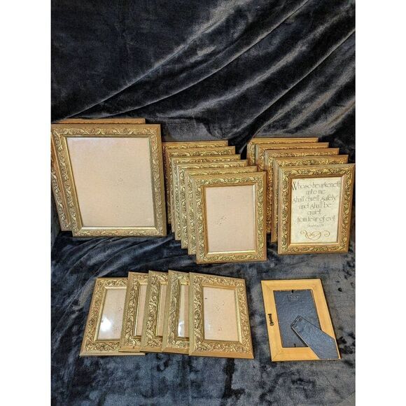 - Carved wooden picture frames vintage.(6) 3x5s, (9)5x7s,(2)8x10s,